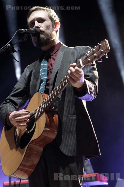 THE DIVINE COMEDY - 2015-05-30 - NIMES - Grande Scene Flamingo - 